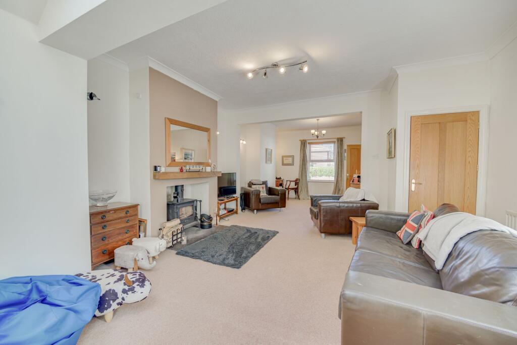Heath Road, Sandbach, CW11 - View 4