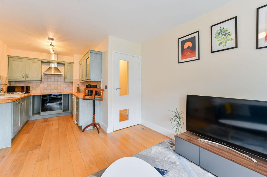 Apartment in London - View 4