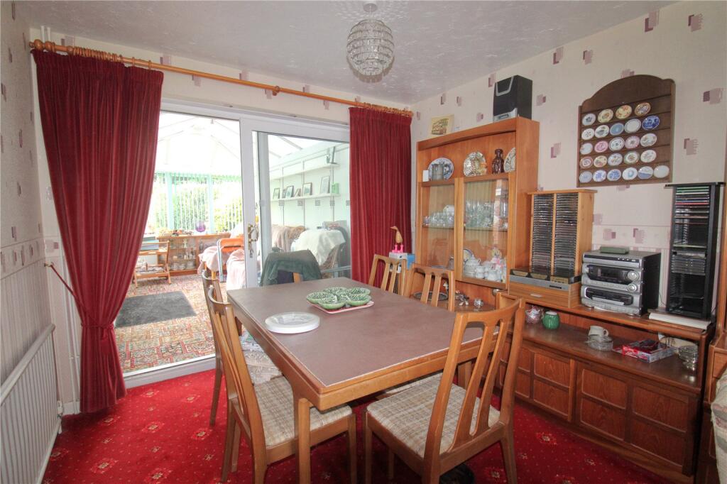 Charnwood Road, Trowbridge photo 4