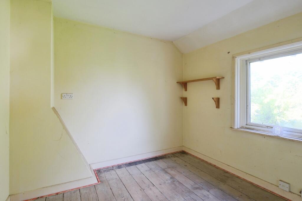 House in Southampton - View 4