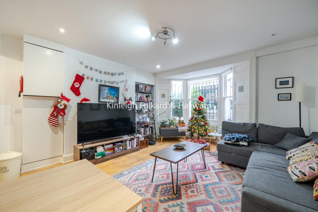 Main image of property: Yonge Park, London, N4