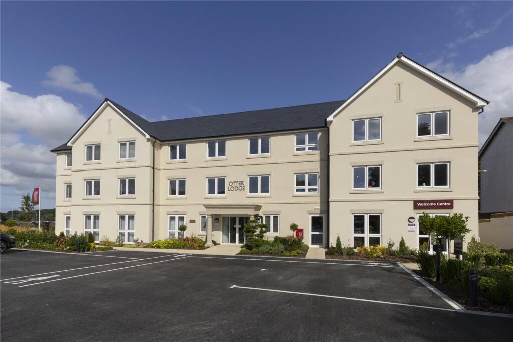 2-bed flat on Silver Street, Honiton, Devon, EX14, £355,000