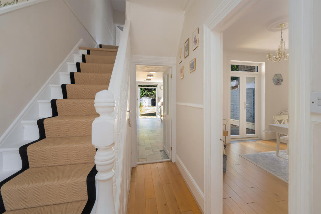 House in Canterbury - More