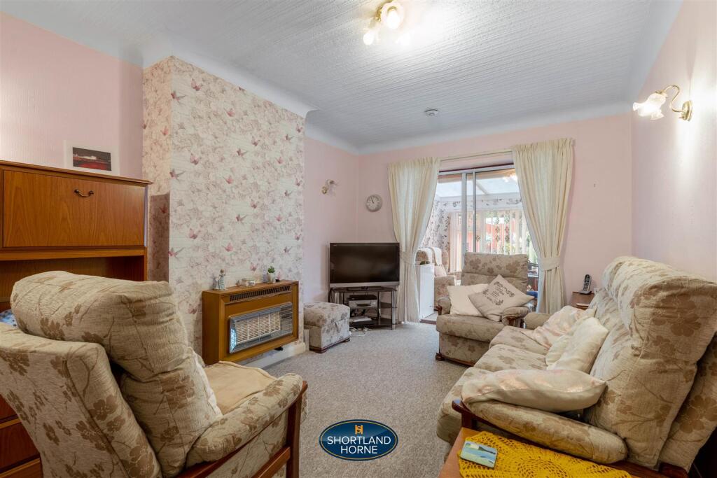 Rowan Grove, Potters Green, Coventry, CV2 2GA photo 4