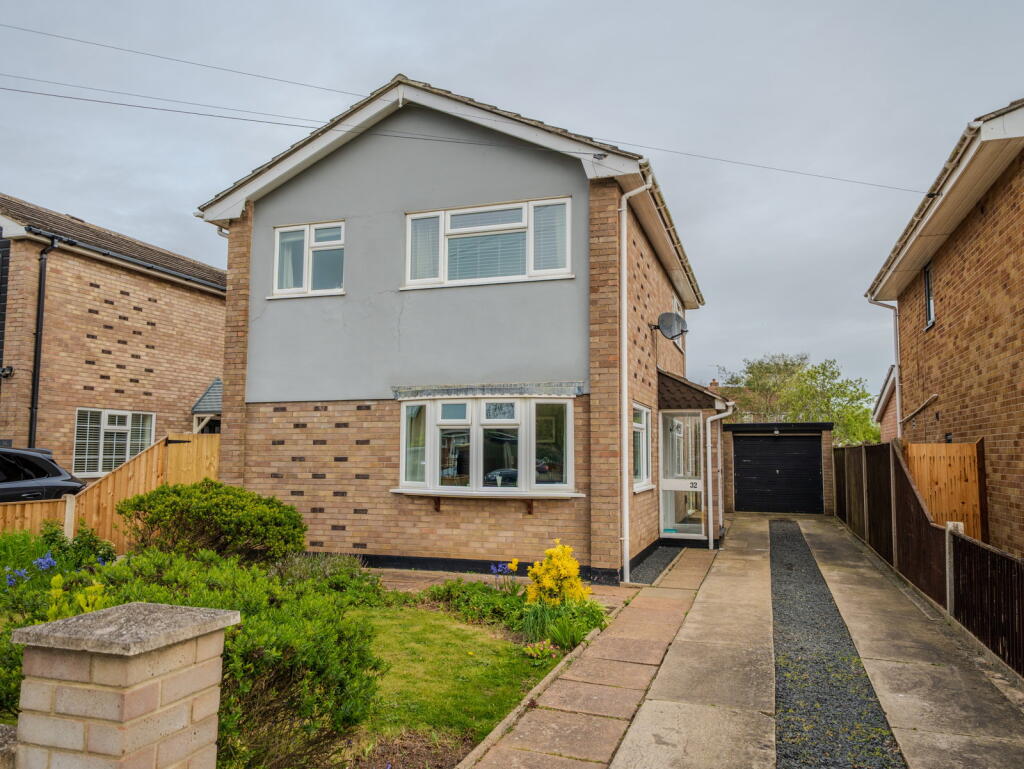 Main image of property: Harrington Avenue, Lowestoft, NR32 4JX