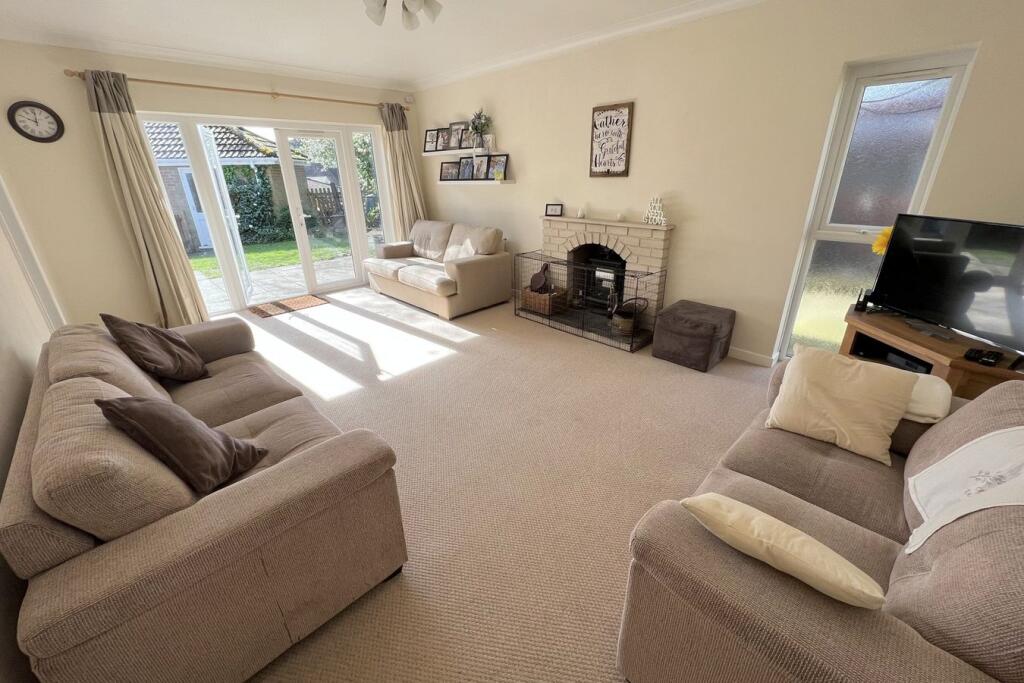 Ringwood Road, Poole, BH14 photo 3