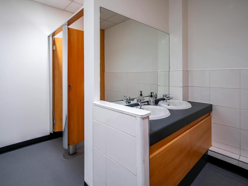 20250409savills22.jpg