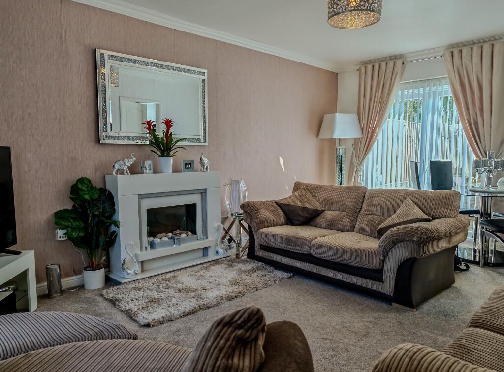 Sands Walk, Hyde, Greater Manchester, SK14 photo 4