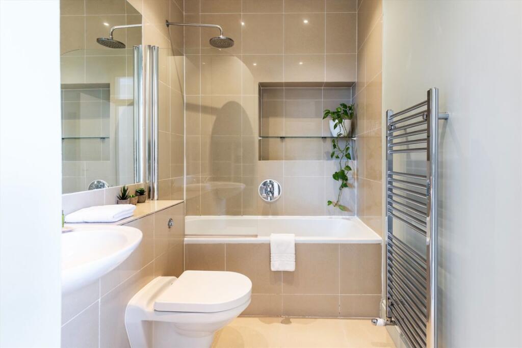 Apartment in London, Stockwell Park, Stockwell - More