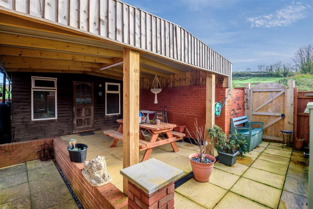 House in Exeter - View 2
