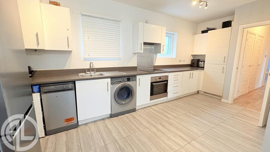 Apartment in Letchworth, Hertfordshire - View 5