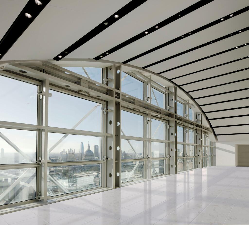 Panoramic views - level 18