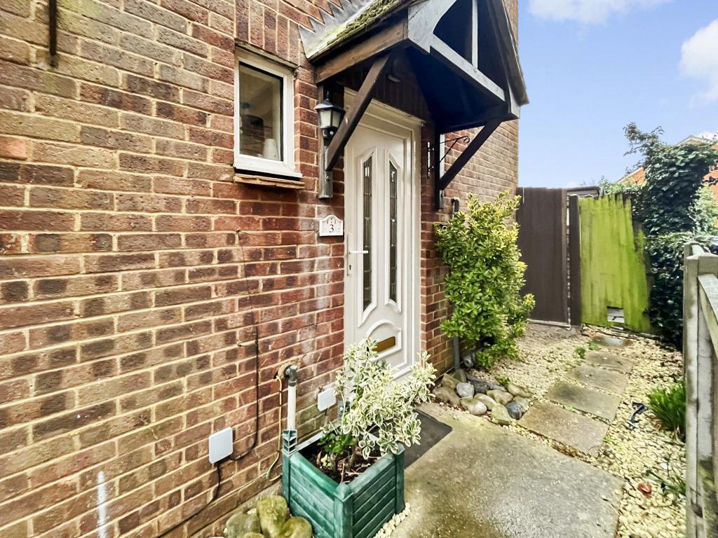 Main image of property: Rye Walk, Herne Bay, Kent, CT6 7XD