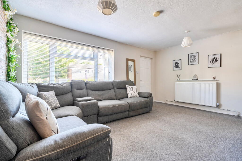 House in Gillingham, Parkwood - View 4