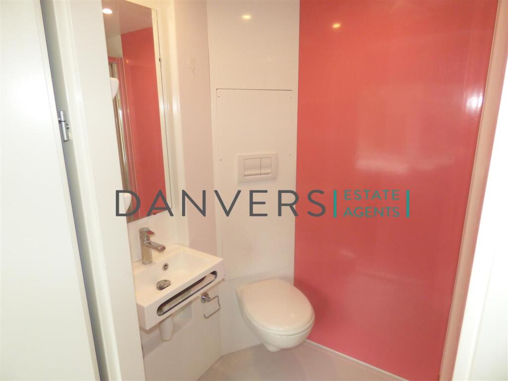 House in Leicester - View 3