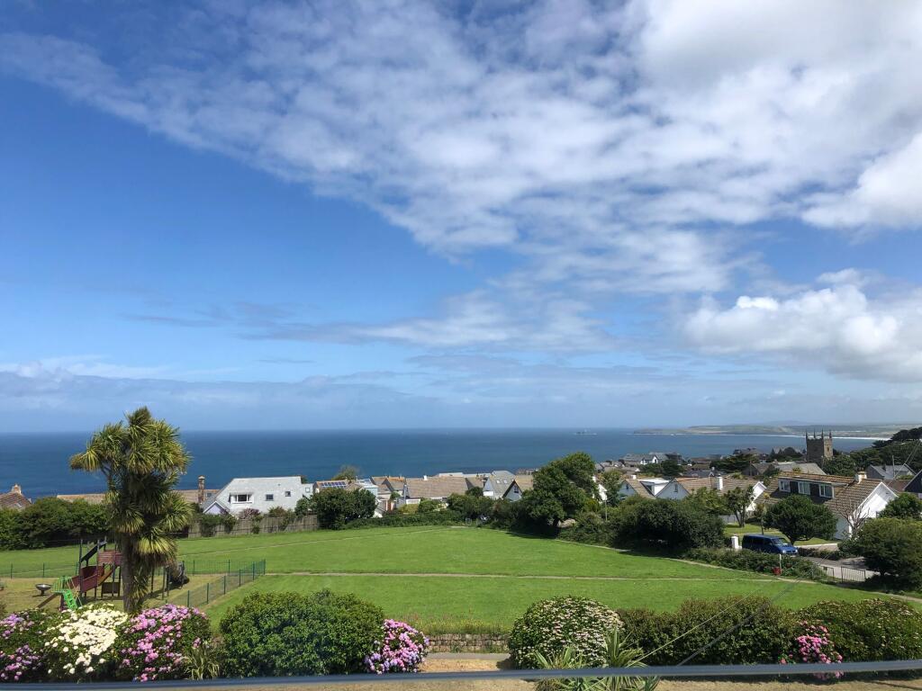 Apartment in St Ives, Trevethoe - View 2