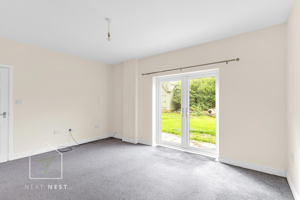 House in Oldham - View 5
