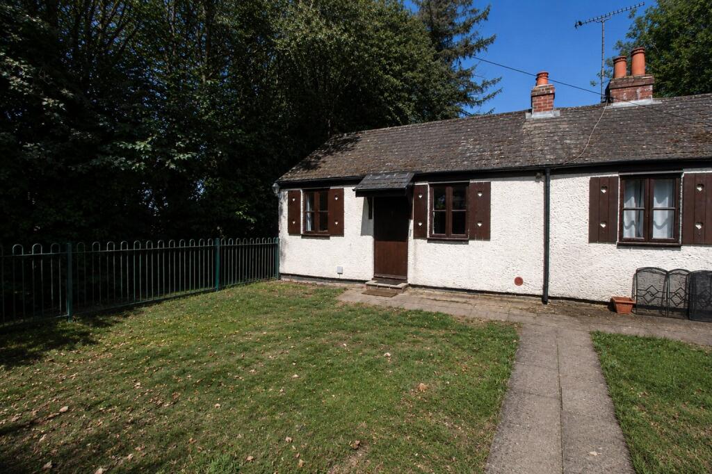 Main image of property: London Road, Holybourne, Alton, Hampshire, GU34