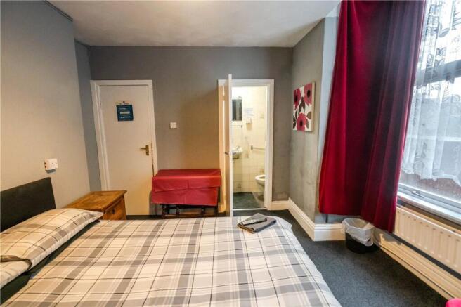 Bedroom (2)