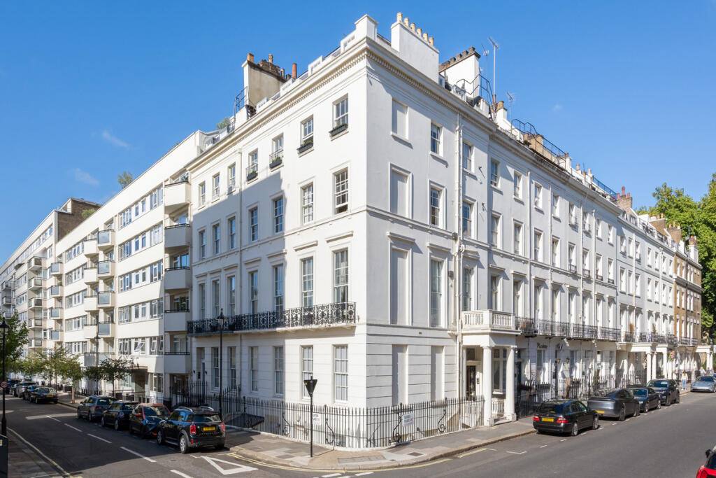 Apartment in London - View 3