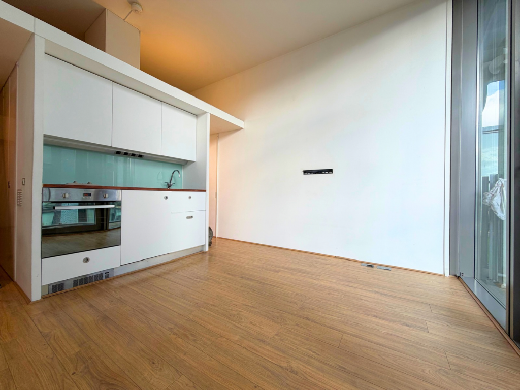 Apartment in Manchester - View 5
