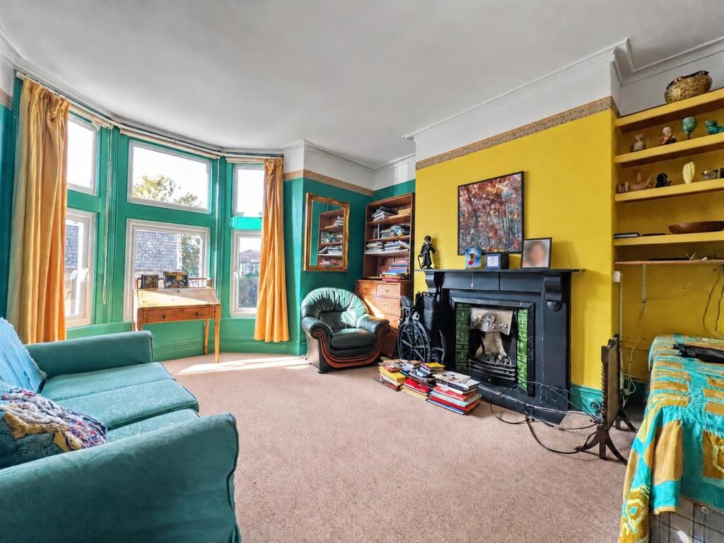 House in Bath - More