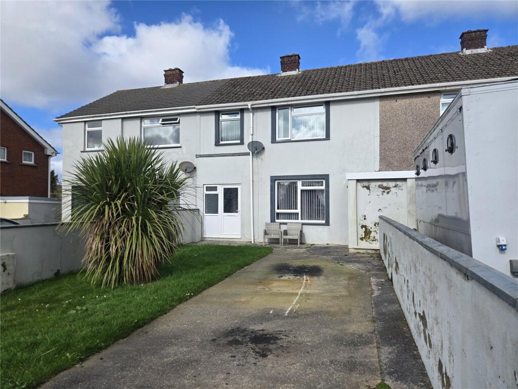 2-bed terraced on St. Martins Road, Monkton, Pembroke, Pembrokeshire, SA71, £140,000