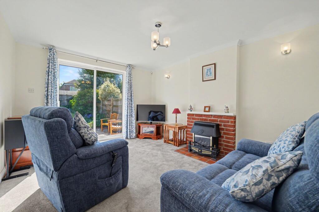Dove Rise, Oadby, LE2 photo 4