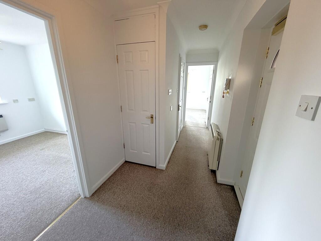 Apartment in Poole - View 5