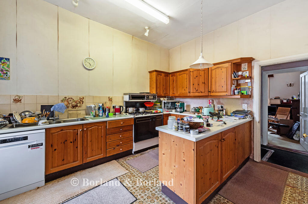 House in Portsmouth - View 4