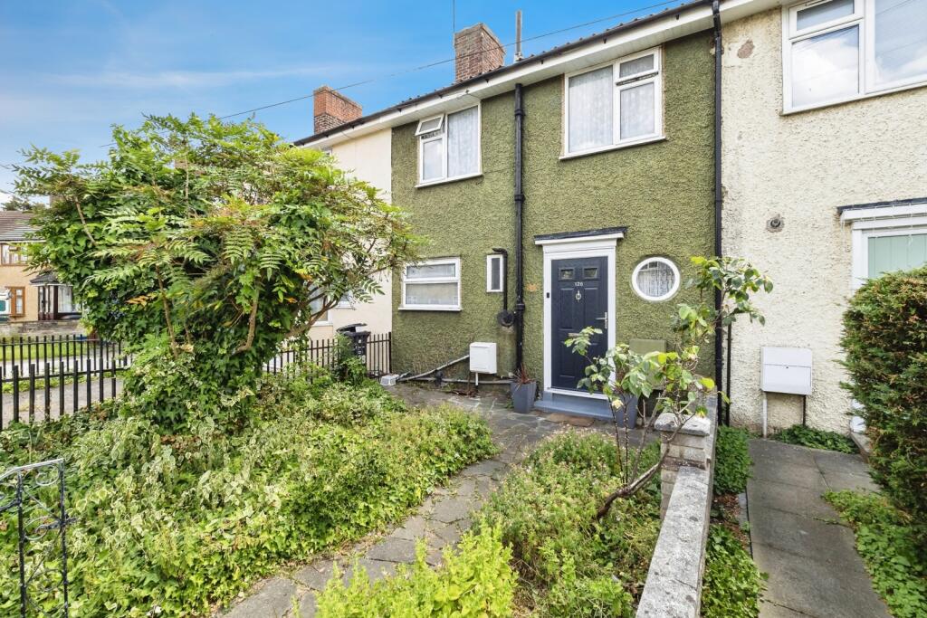 Main image of property: Valence Circus, Dagenham, RM8