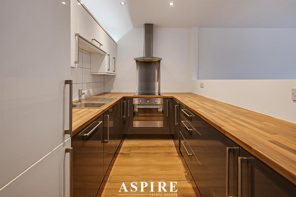 Main image of property: High Road, Benfleet