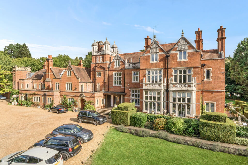 Main image of property: Islet Park, Maidenhead, SL6