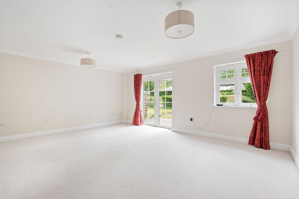 Thyme Road, Ashley Heath photo 3