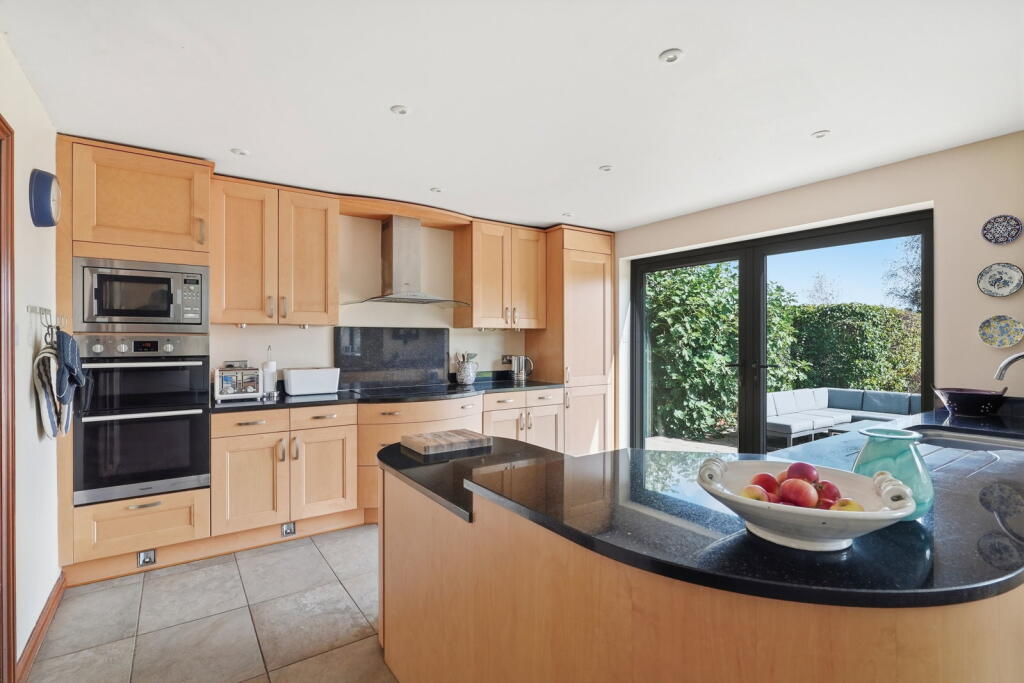 House in Uttlesford, Crawley End, Chrishall - View 3