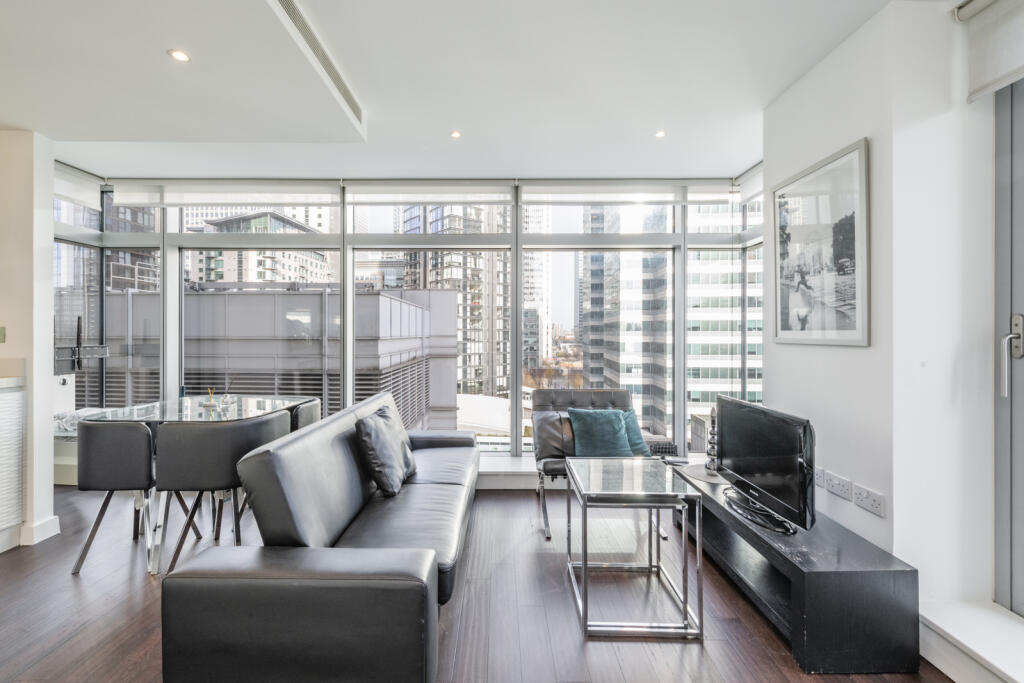 Main image of property: Pan Peninsula Square, 
Millwall, E14