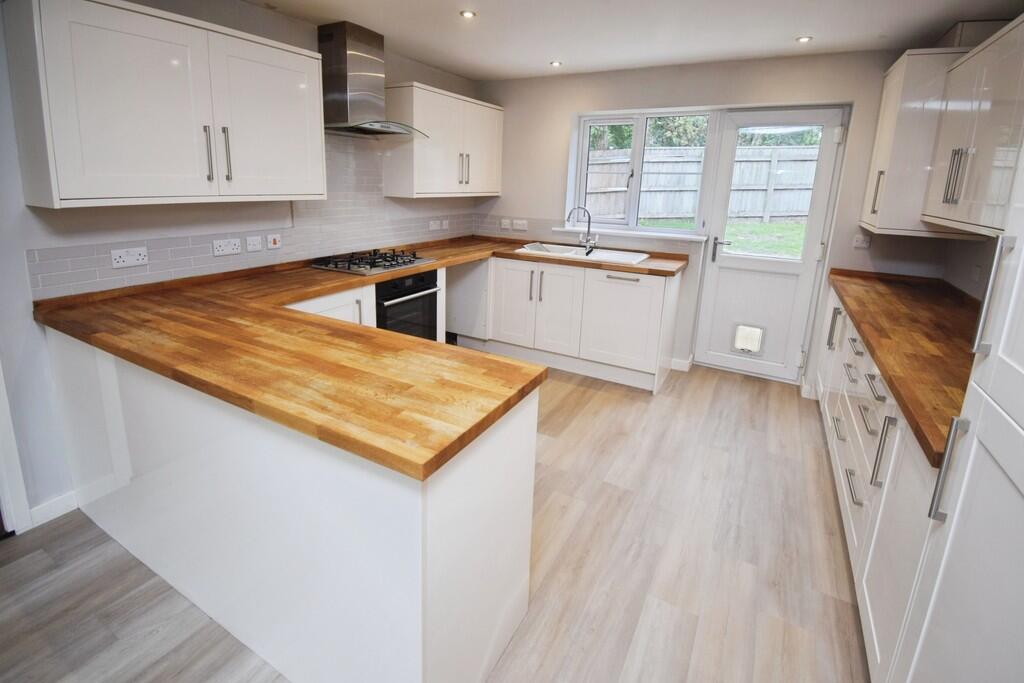 House in Taunton - View 4