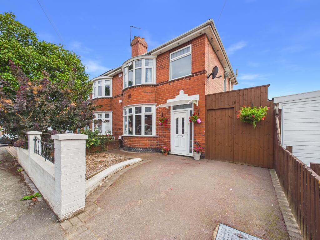 3-bed semi-detached on Holtlands Drive, Alvaston, £225,000