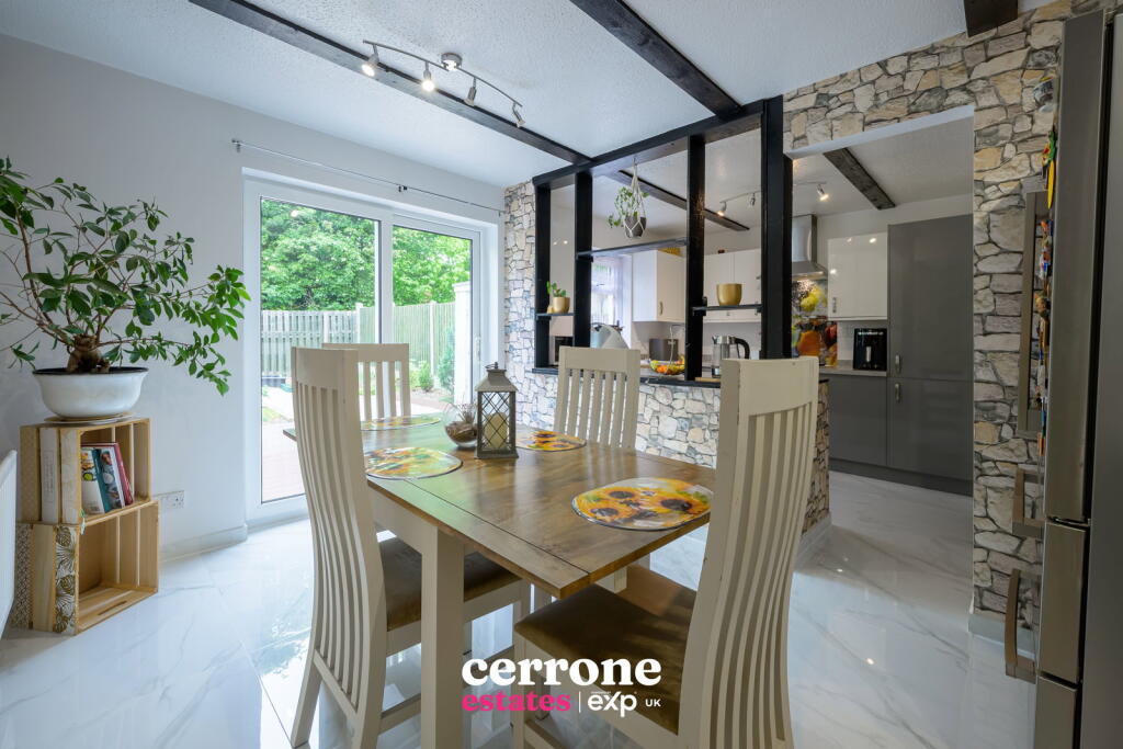 House in Redditch, Worcestershire - View 5