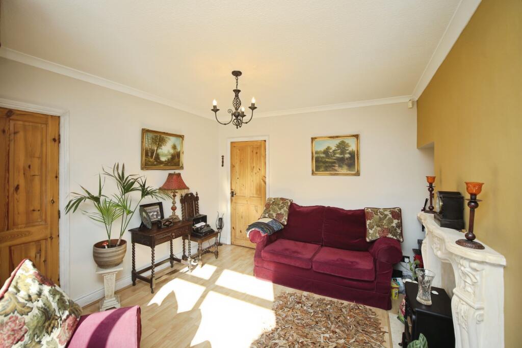 House in Birmingham, West Midlands - View 3