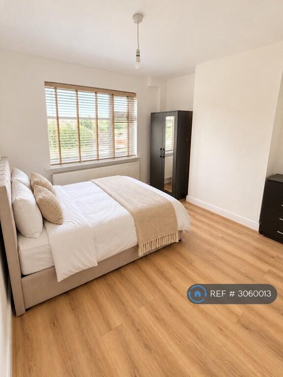 Main image of property: Boundary Road, London, SW19