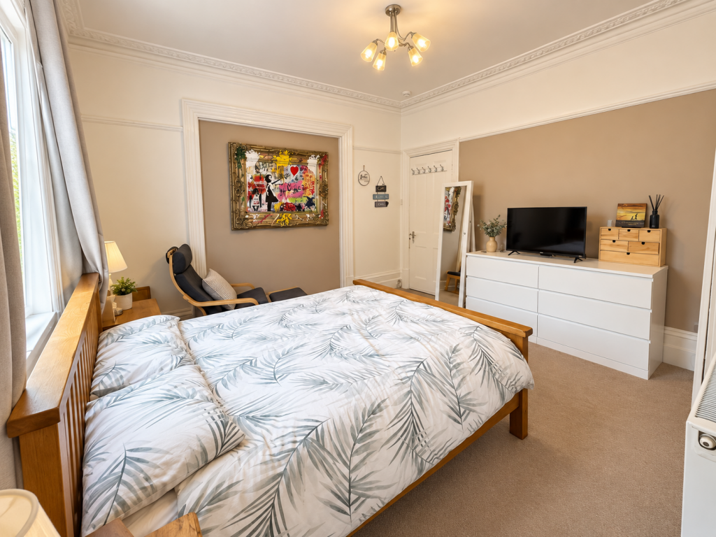 House in Guildford - View 4