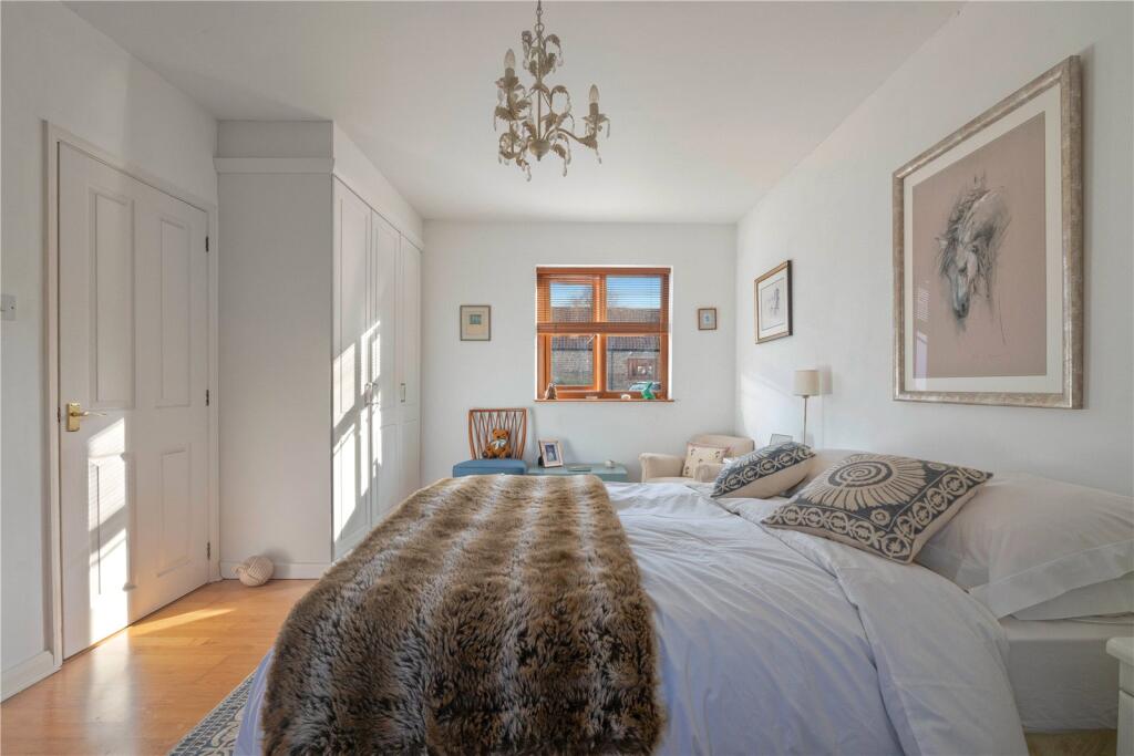 Additional image 21 of Courtyard Barns, Brook Hall Farm