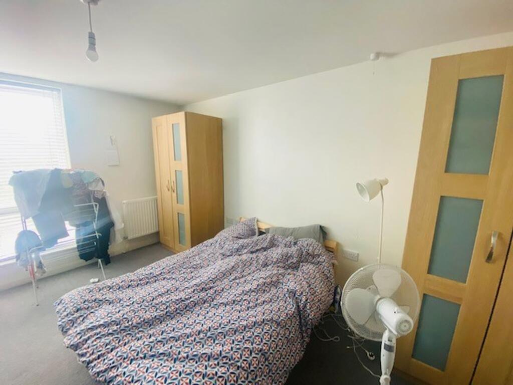 Apartment in Worcester, Warndon - View 4