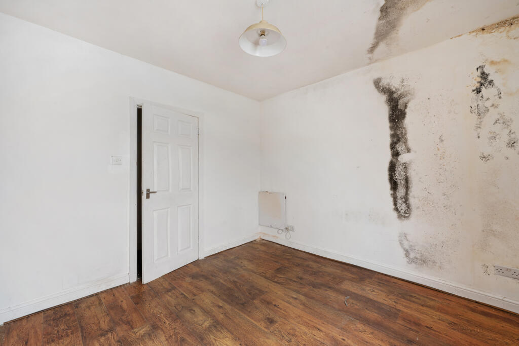 Apartment in Blackburn - More