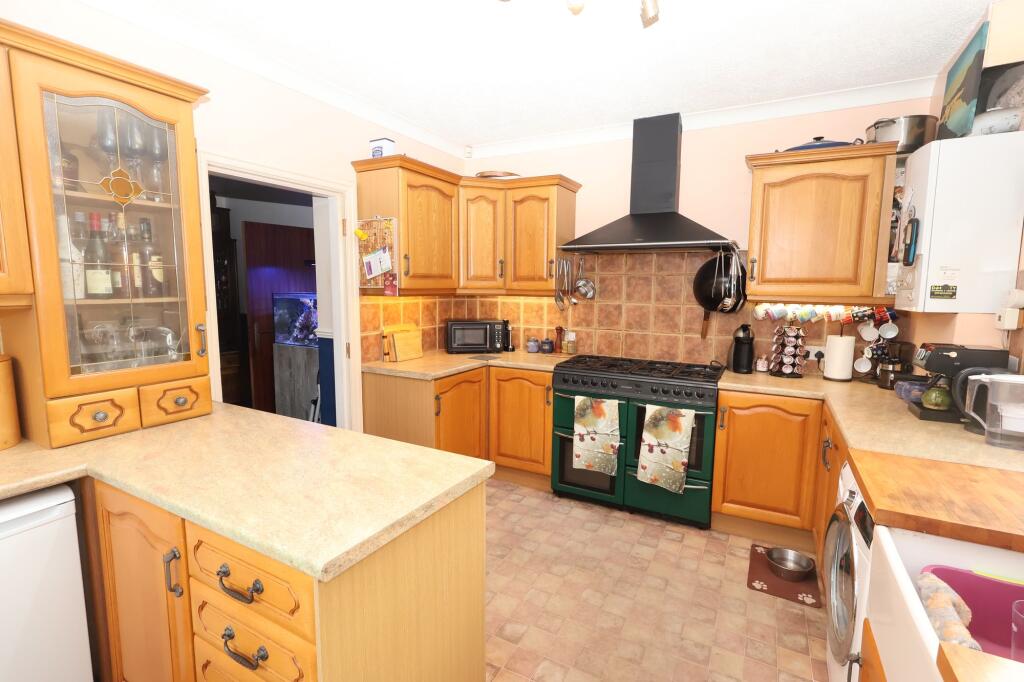 Barkway Road, Stretford, M32 – další