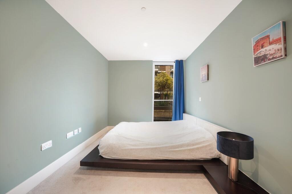 Apartment in London - View 3