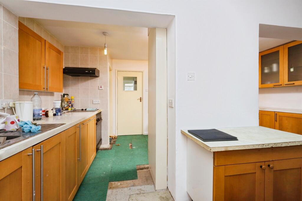 House in Eastbourne, East Sussex - View 5