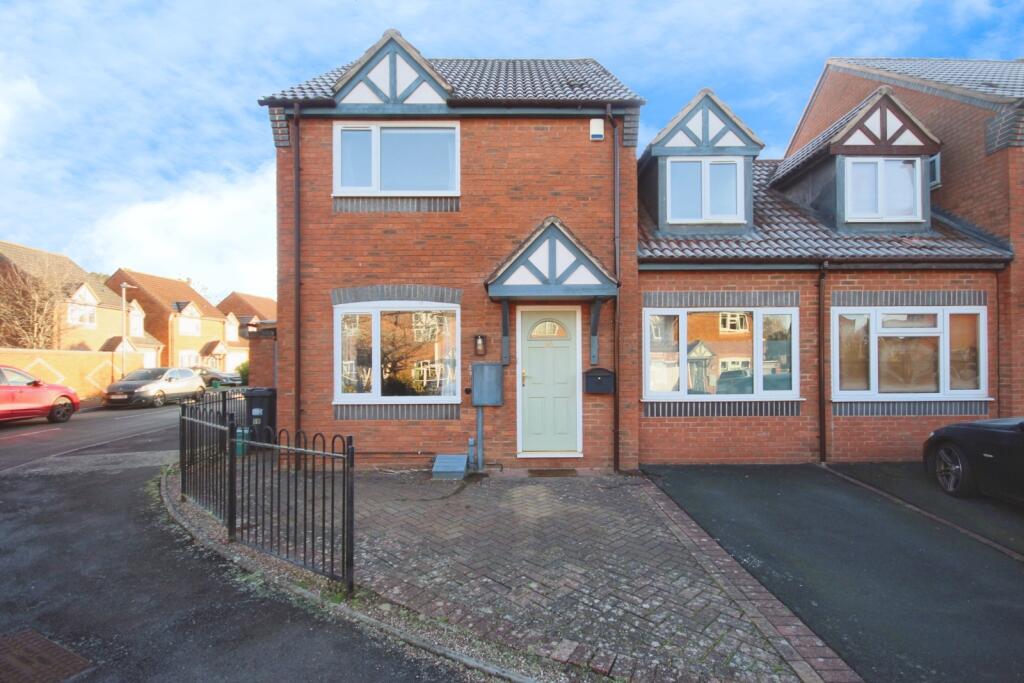 Main image of property: Montgomery Road, Whitnash, Leamington Spa, Warwickshire, CV31