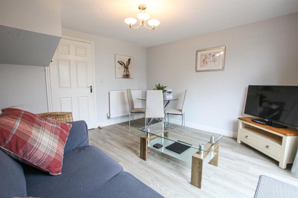 House in West Suffolk, Newmarket - View 3